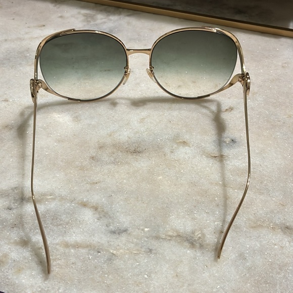 Gucci sunglasses GG0225S - Picture 7 of 17